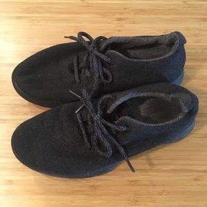 Black/charcoal Allbird Wool Runners, size 9, EUC